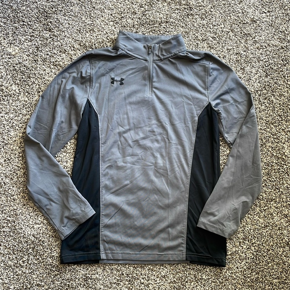Under Armour 1/4 Zip Long Sleeve Shirt